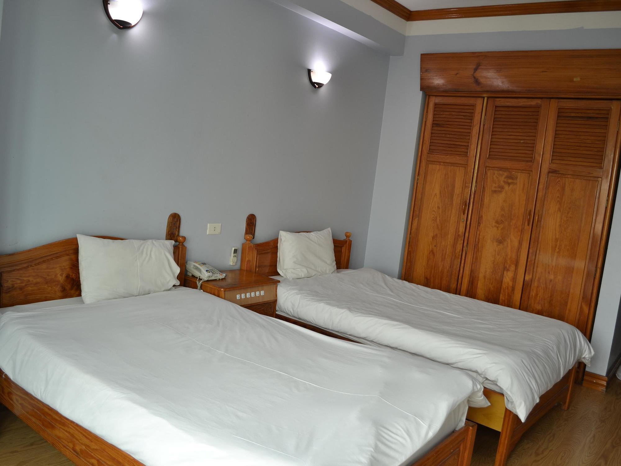 Green Bay Hotel Ha Long Buitenkant foto